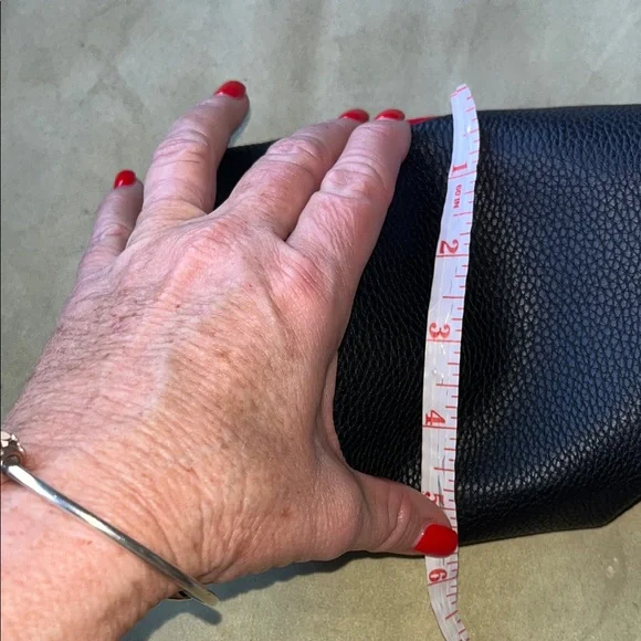 TUMI Textured Black Faux Leather toiletrie / travel bag - Picture 9 of 13